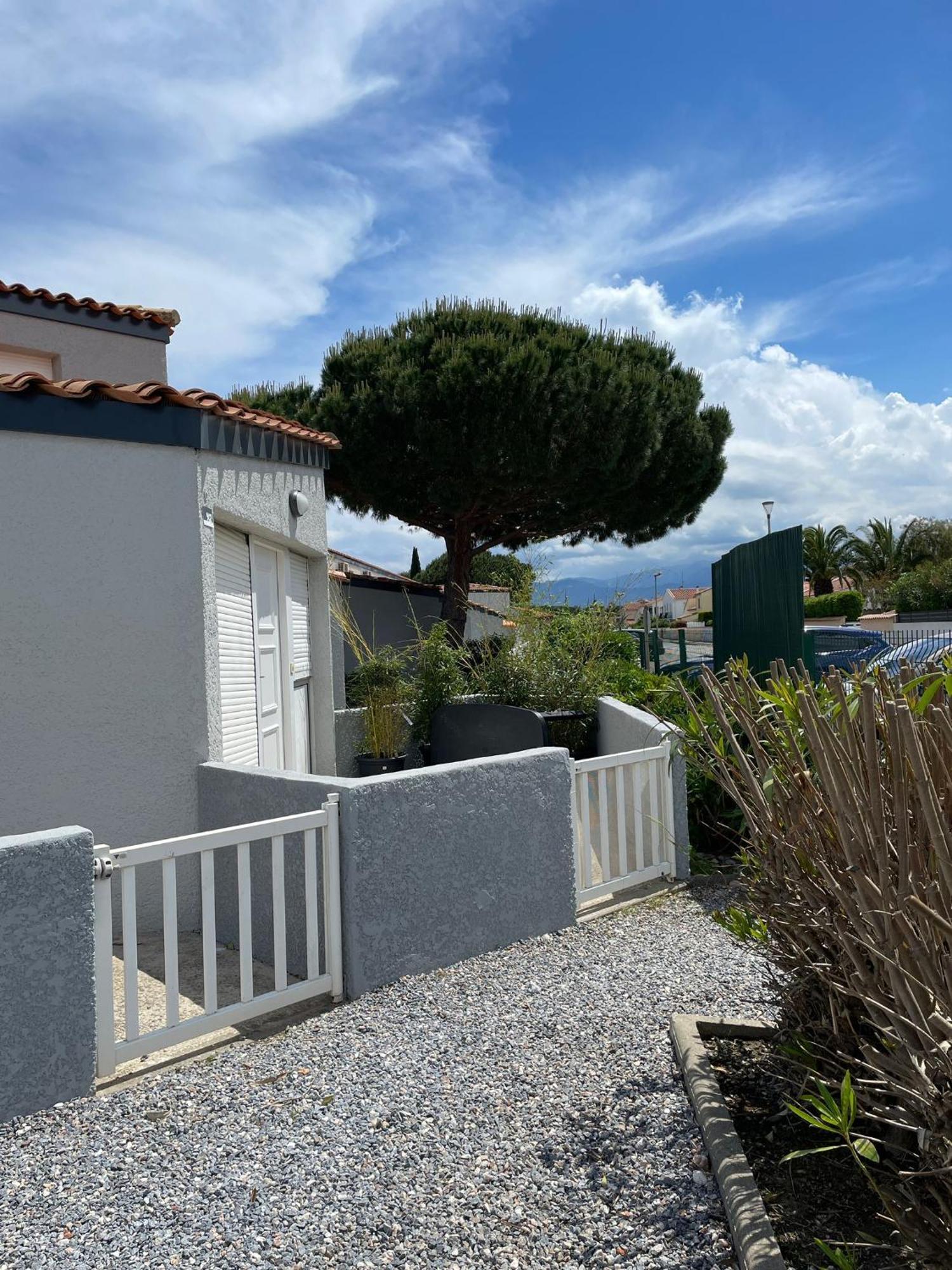 Villa 2 Etoiles Proche Plage Et Commerces Saint-Cyprien  Δωμάτιο φωτογραφία