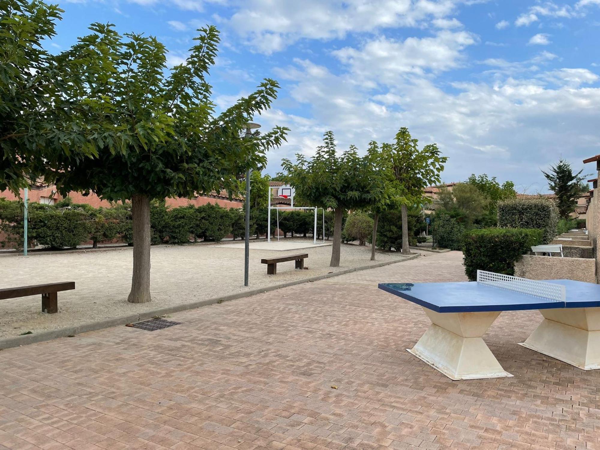 Villa 2 Etoiles Proche Plage Et Commerces Saint-Cyprien  Δωμάτιο φωτογραφία